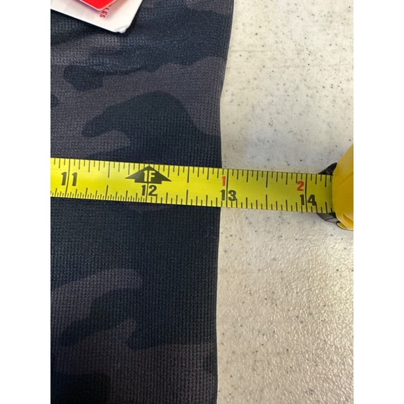 NEW SPANX L (10-12) High Waist Black Camo Seamless Look-At-Me Now Leggings C10 - Picture 4 of 6